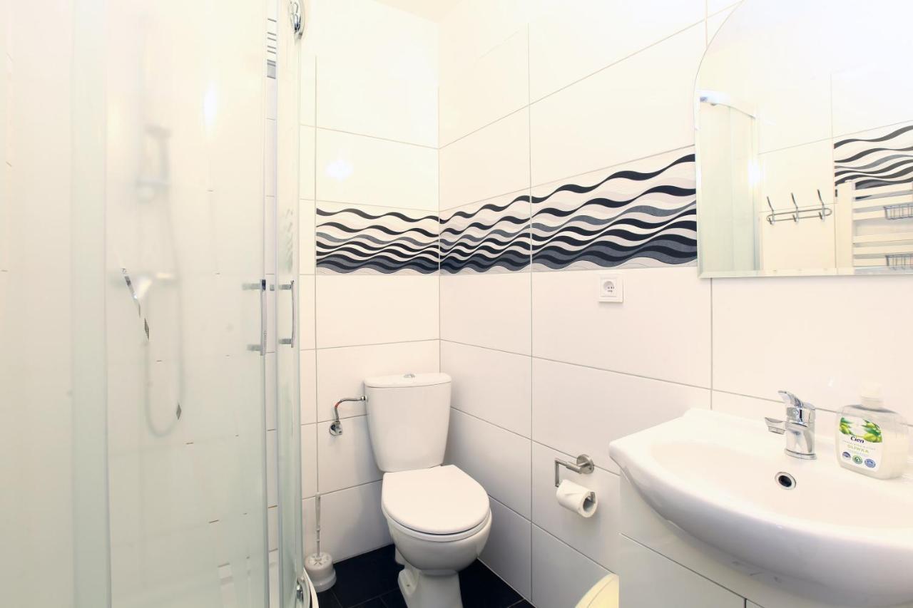 Pod Kasztanem Apartment Lubin  Bagian luar foto