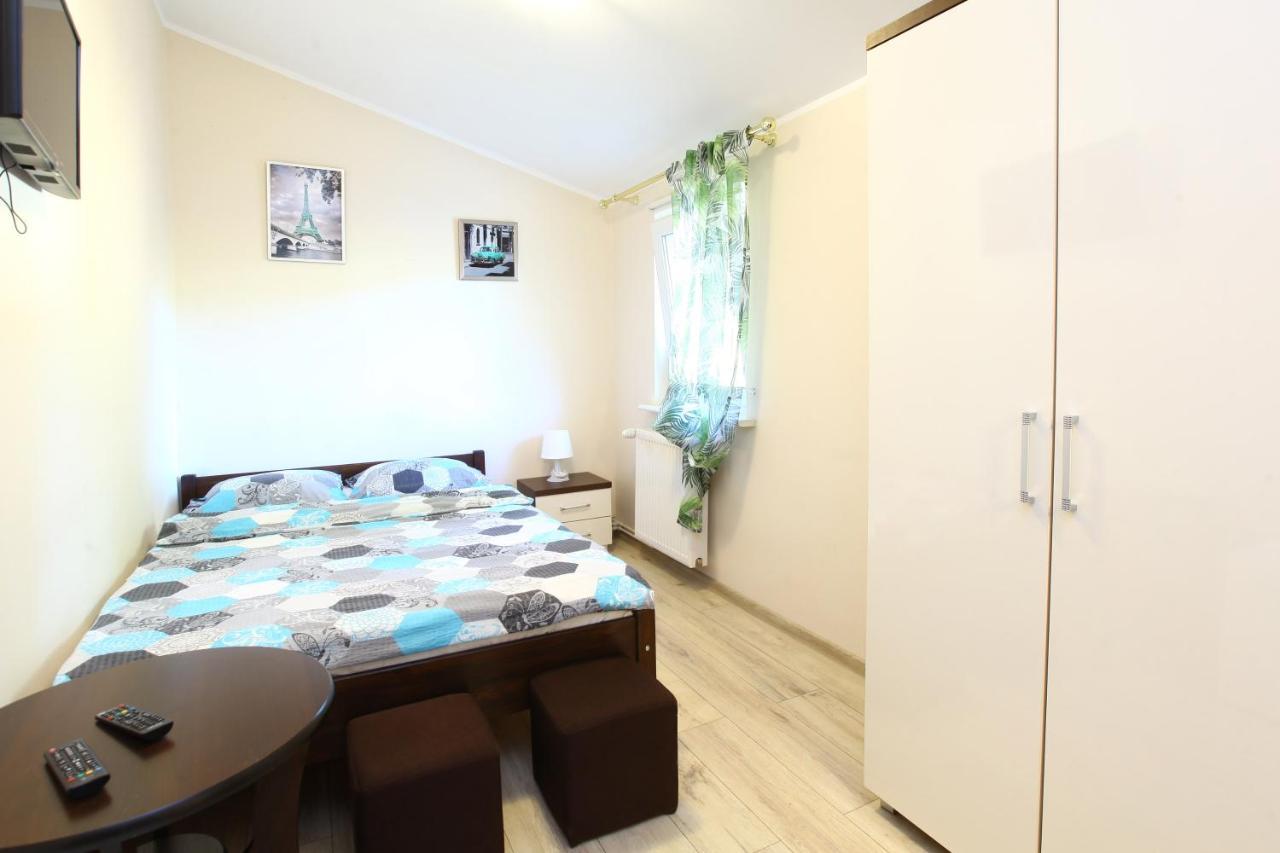 Pod Kasztanem Apartment Lubin  Bagian luar foto